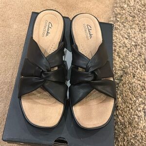 Clark’s Collection Sandals size 8.5